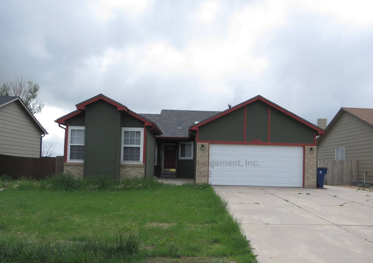 House for rent at 7165 Allens Park Dr, Colorado Springs, CO 80922