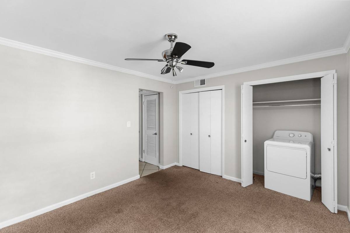 Apartment for rent at 2964 Rhodes Circle S, Birmingham, AL 35205