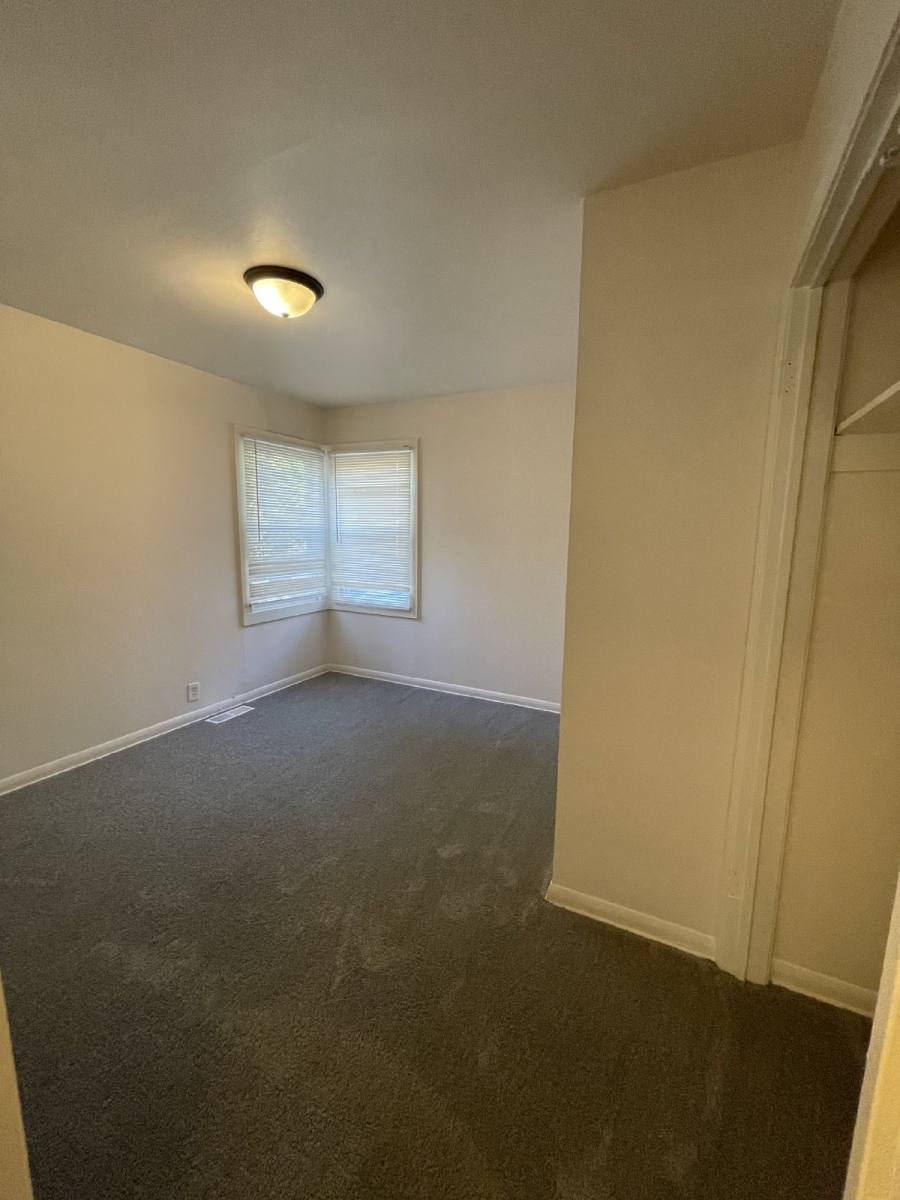 Townhouse for rent at 2323 S Belmont St, Wichita, KS 67218