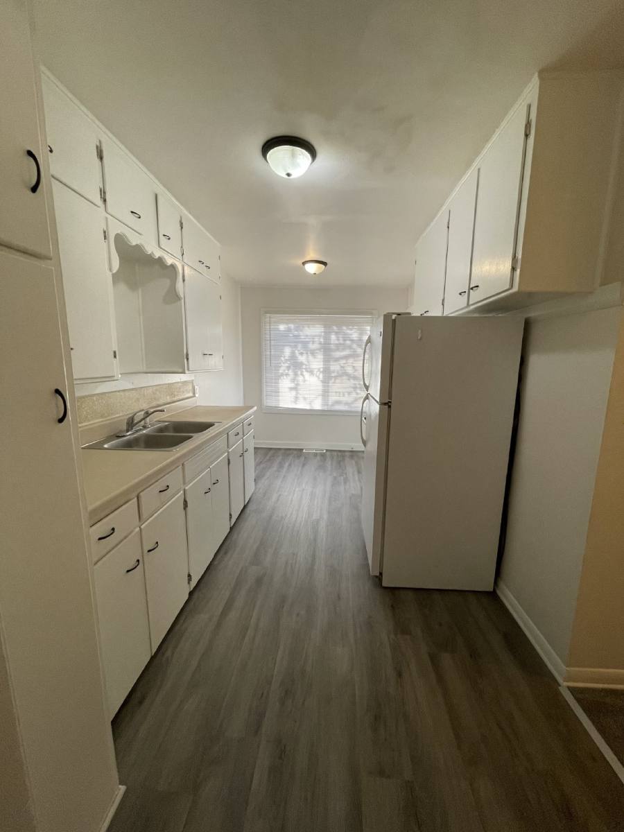 Townhouse for rent at 2323 S Belmont St, Wichita, KS 67218