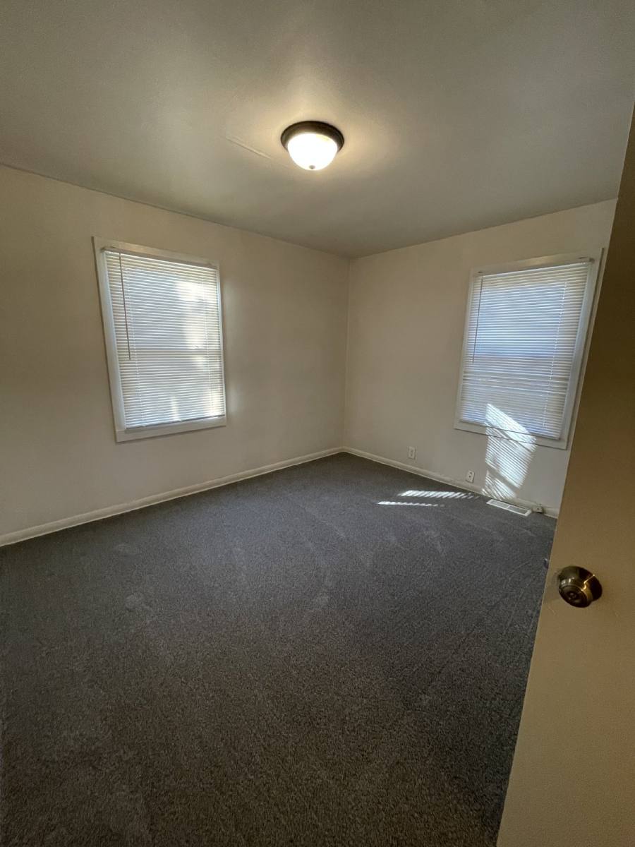 Townhouse for rent at 2323 S Belmont St, Wichita, KS 67218