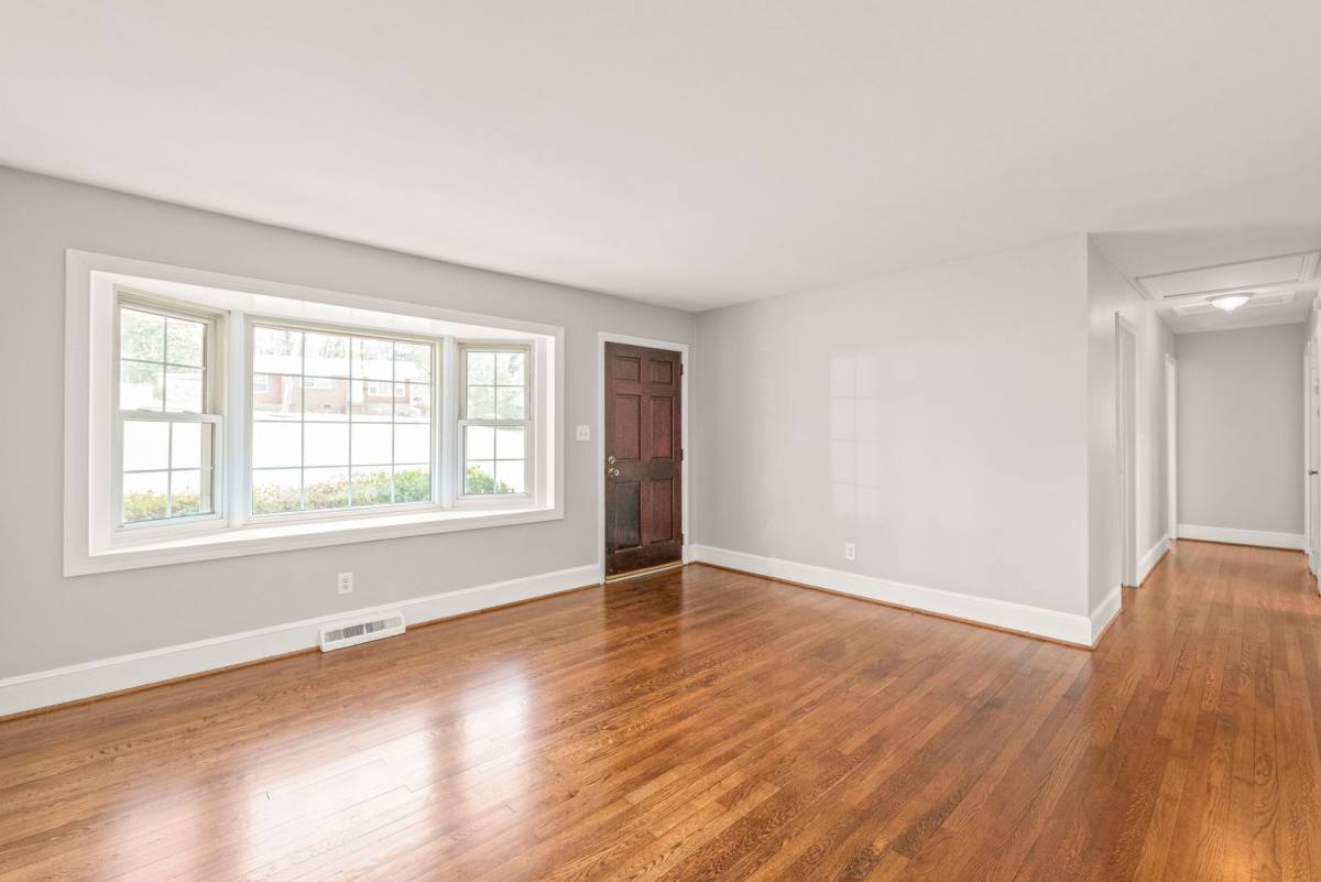 House for rent at 4914 Kistler Ave, Charlotte, NC 28205