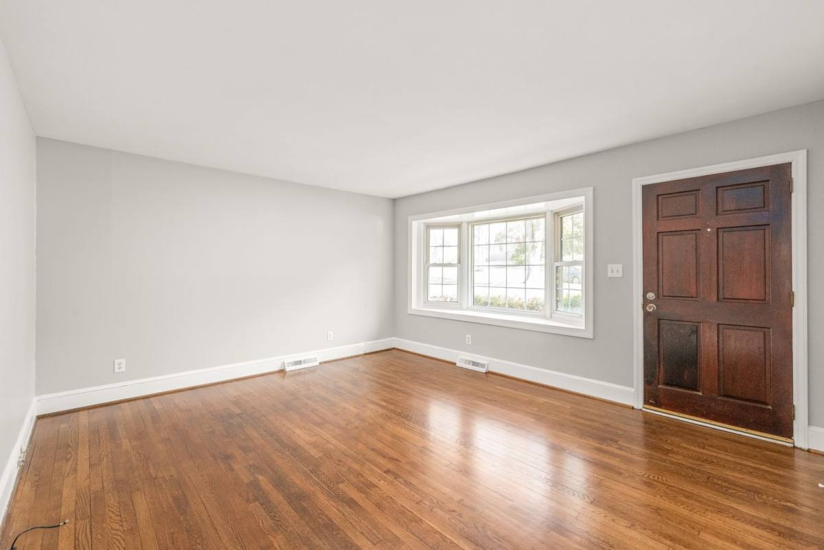 House for rent at 4914 Kistler Ave, Charlotte, NC 28205