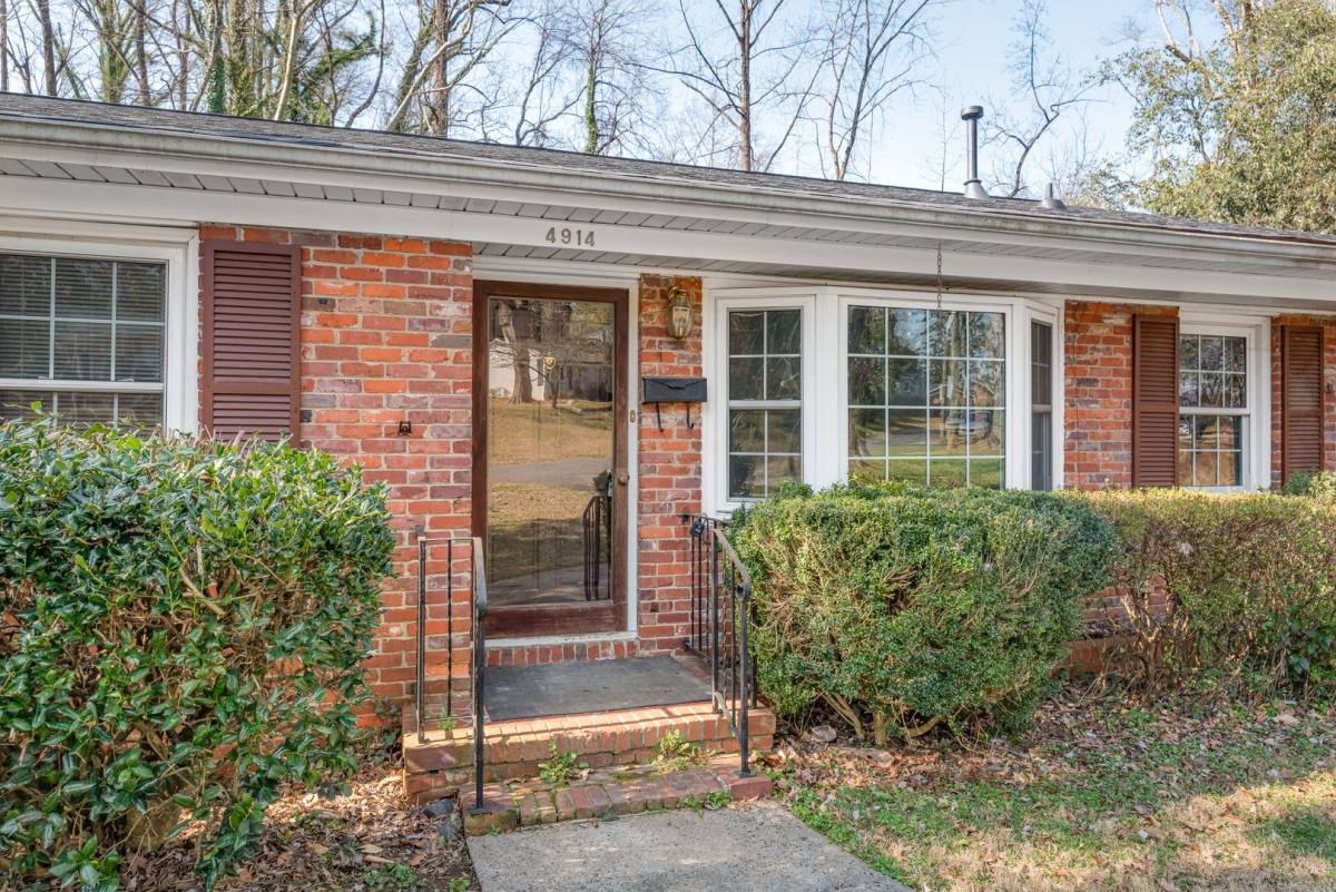 House for rent at 4914 Kistler Ave, Charlotte, NC 28205