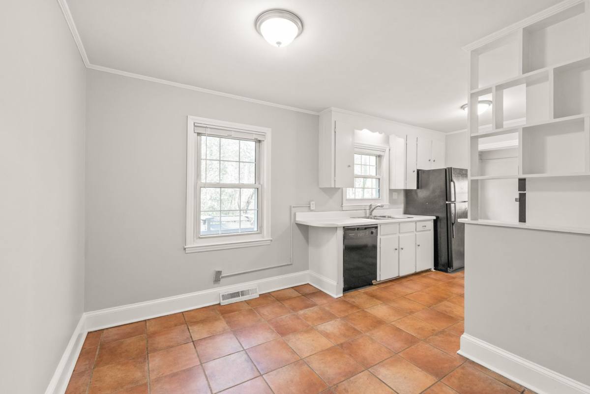 House for rent at 4914 Kistler Ave, Charlotte, NC 28205