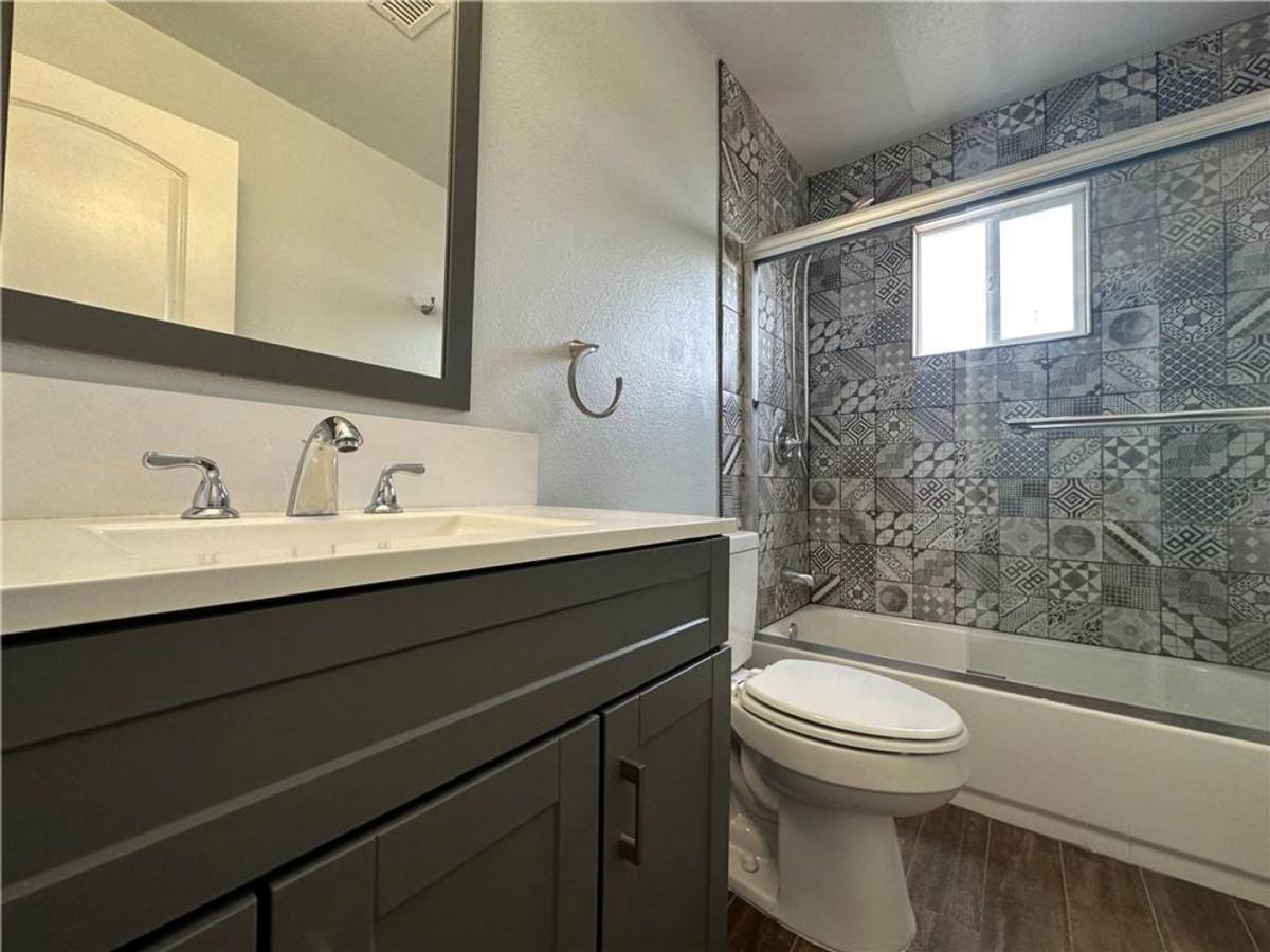 House for rent at 625 N 11th St, Las Vegas, NV 89101