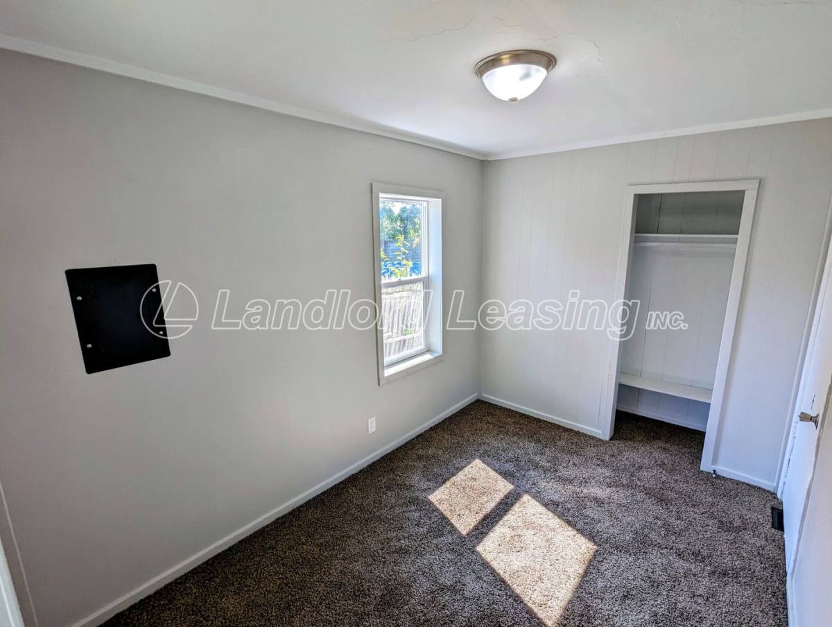 House for rent at 3502 Lowell Ave, Lorain, OH 44055