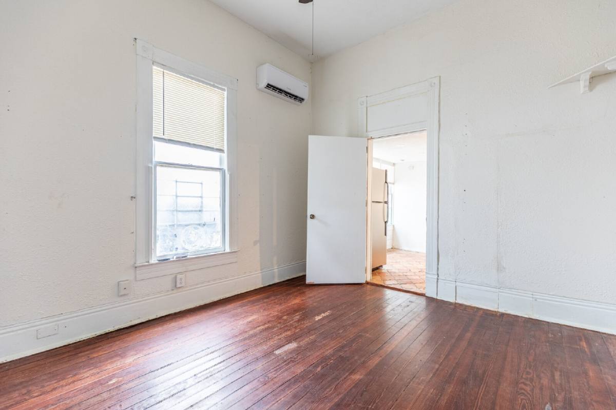 House for rent at 426 W Woodlawn Ave #1, San Antonio, TX 78212