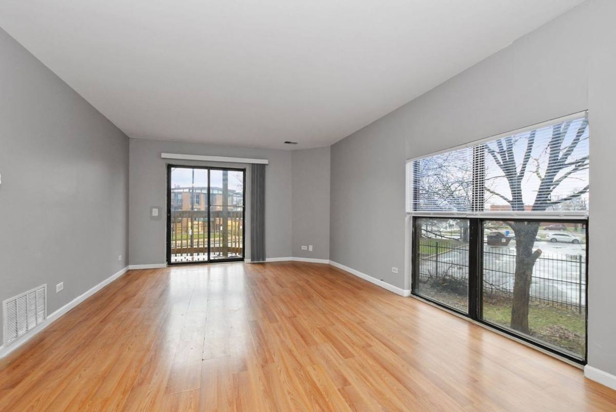 Apartment for rent at 3121-3153 W Madison St, Chicago, IL 60612