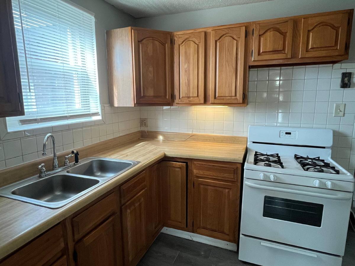 House for rent at 6148 Laura Ave, Saint Louis, MO 63136