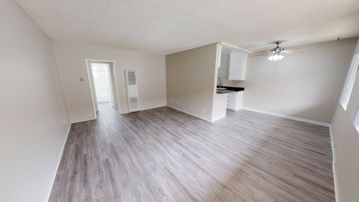 Apartment for rent at 708 Venice Way, Inglewood, CA 90302
