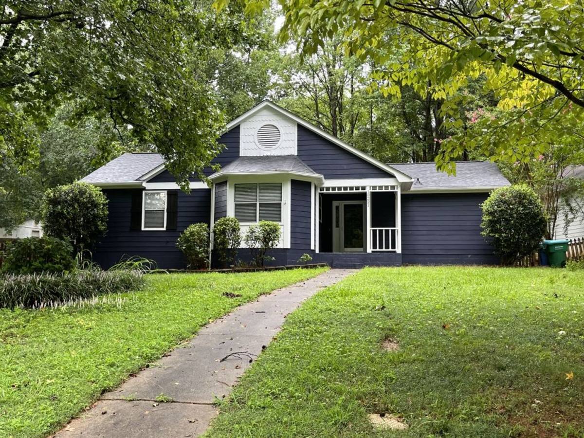 House for rent at 10221 Grand Junction Rd, Charlotte, NC 28227