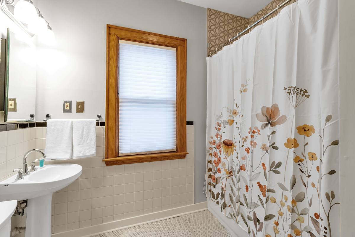Apartment for rent at 217 Norwood Ave #1, Buffalo, NY 14222