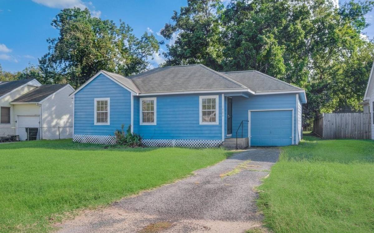 House for rent at 4624 Kingsbury St, Houston, TX 77021