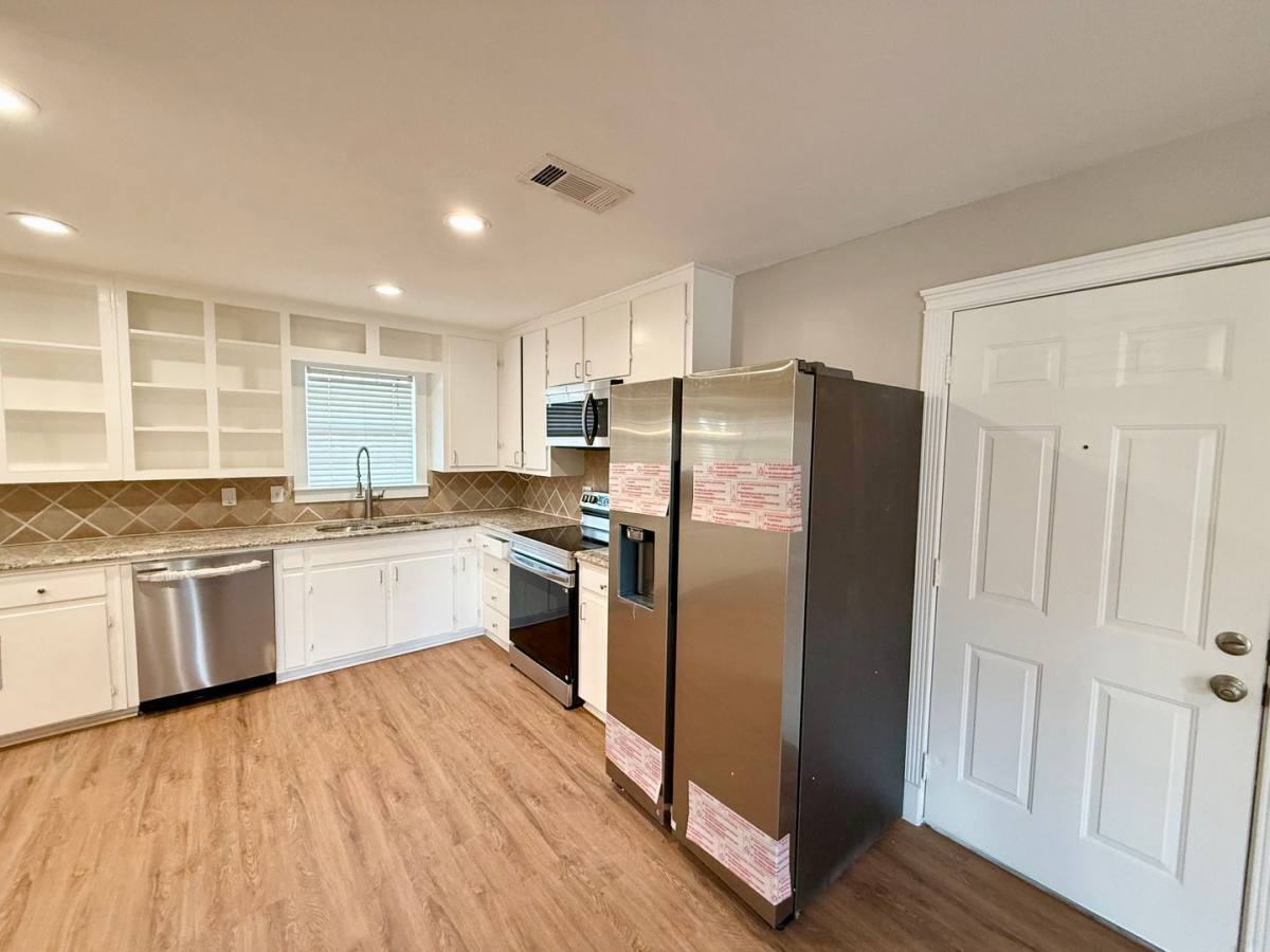 House for rent at 207 Estates Dr, Woodway, TX 76712