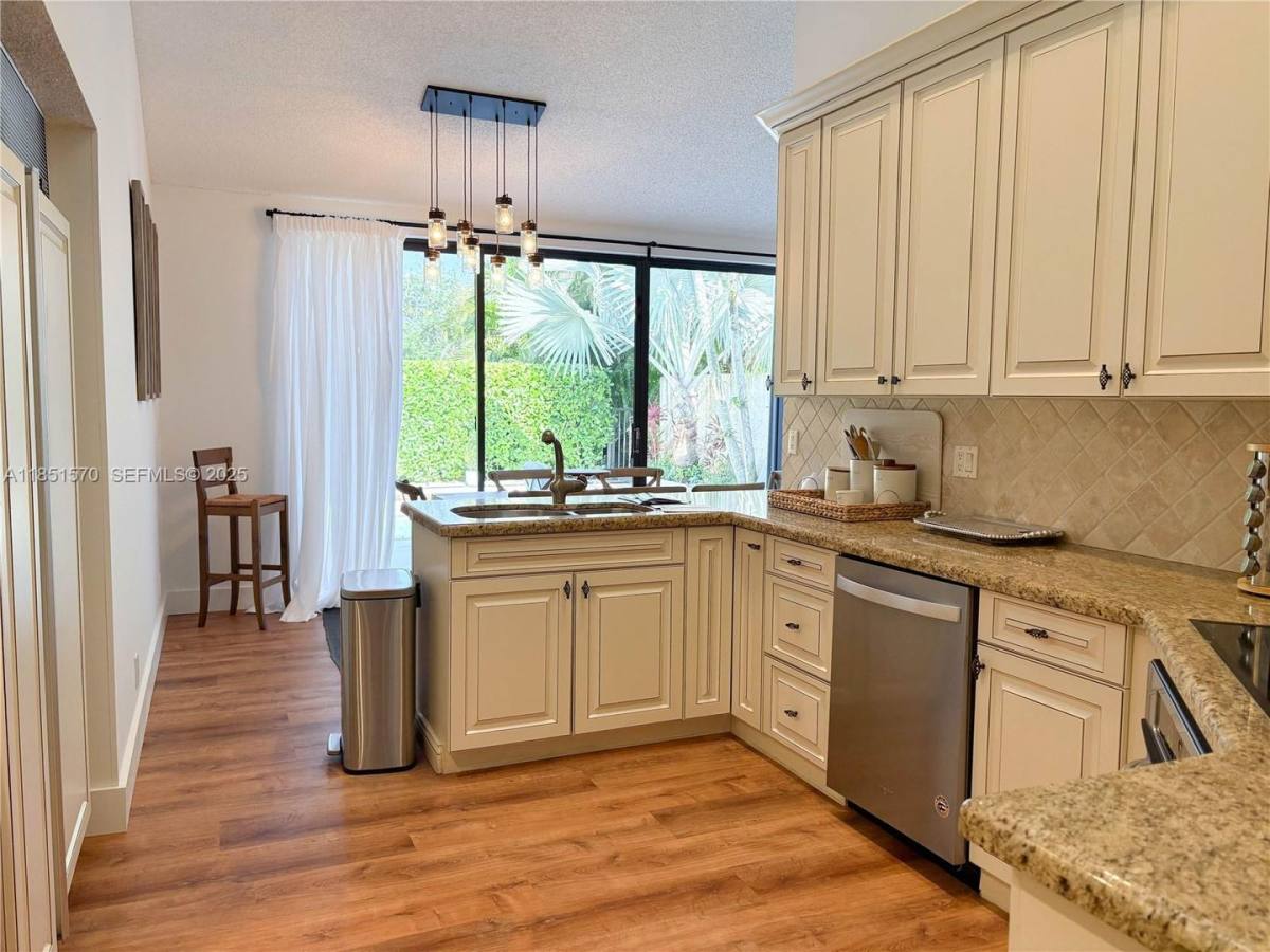 Townhouse for rent at 2530 Windsor Way Court N, Wellington, FL 33414