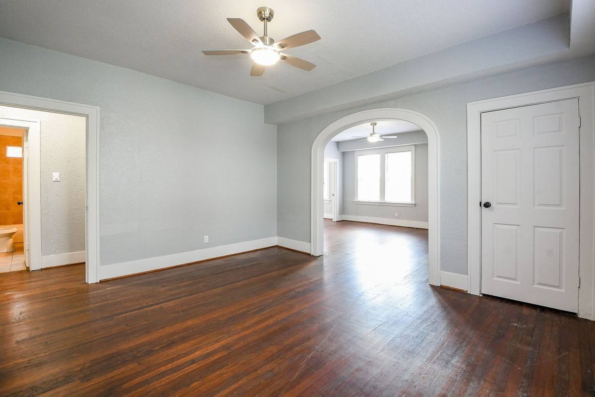 Apartment for rent at 3015 Isabella St, Houston, TX 77004