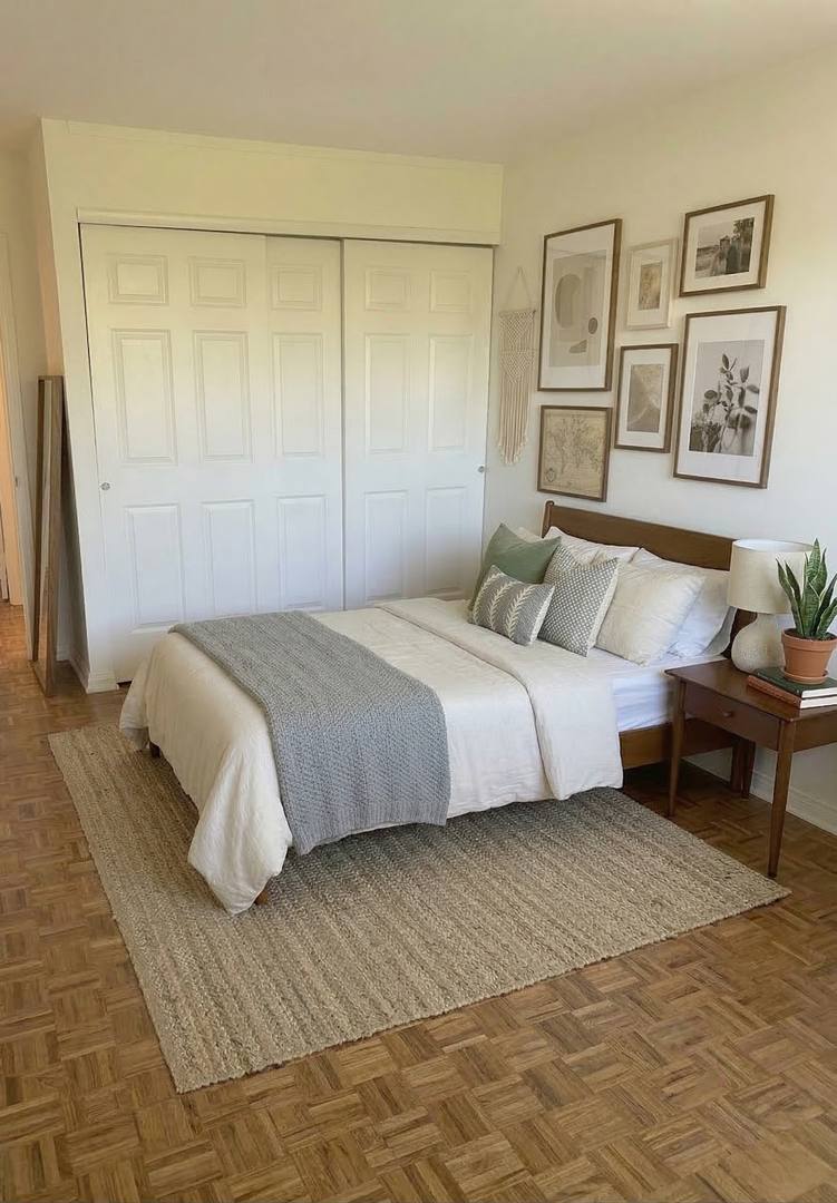 Apartment for rent at 16 W Montgomery Ave, Ardmore, PA 19003