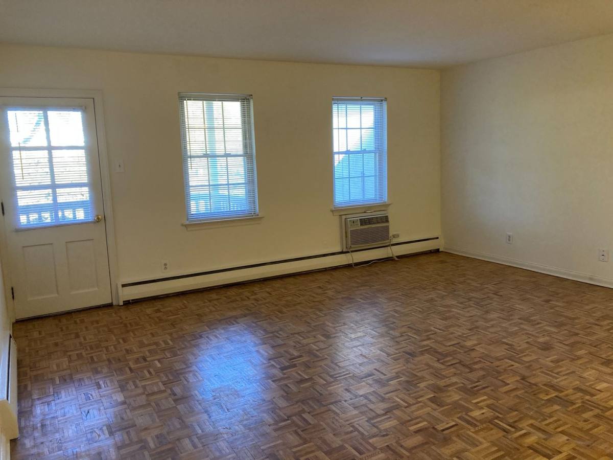 Apartment for rent at 16 W Montgomery Ave, Ardmore, PA 19003