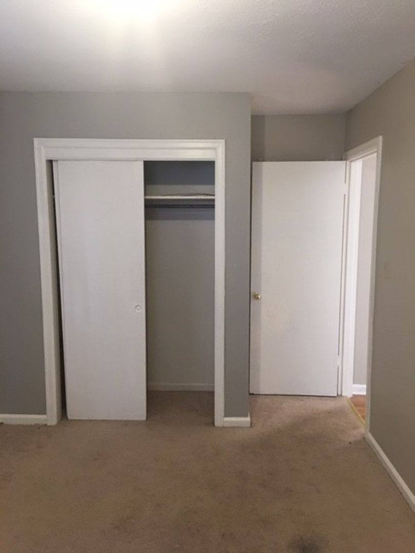 House for rent at 1833 1 2 Marietta Dr, Lexington, KY 40505