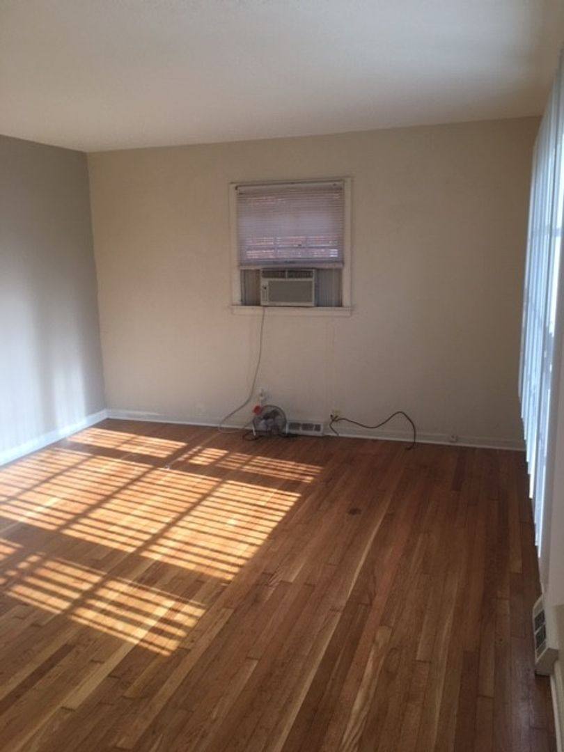 House for rent at 1833 1 2 Marietta Dr, Lexington, KY 40505