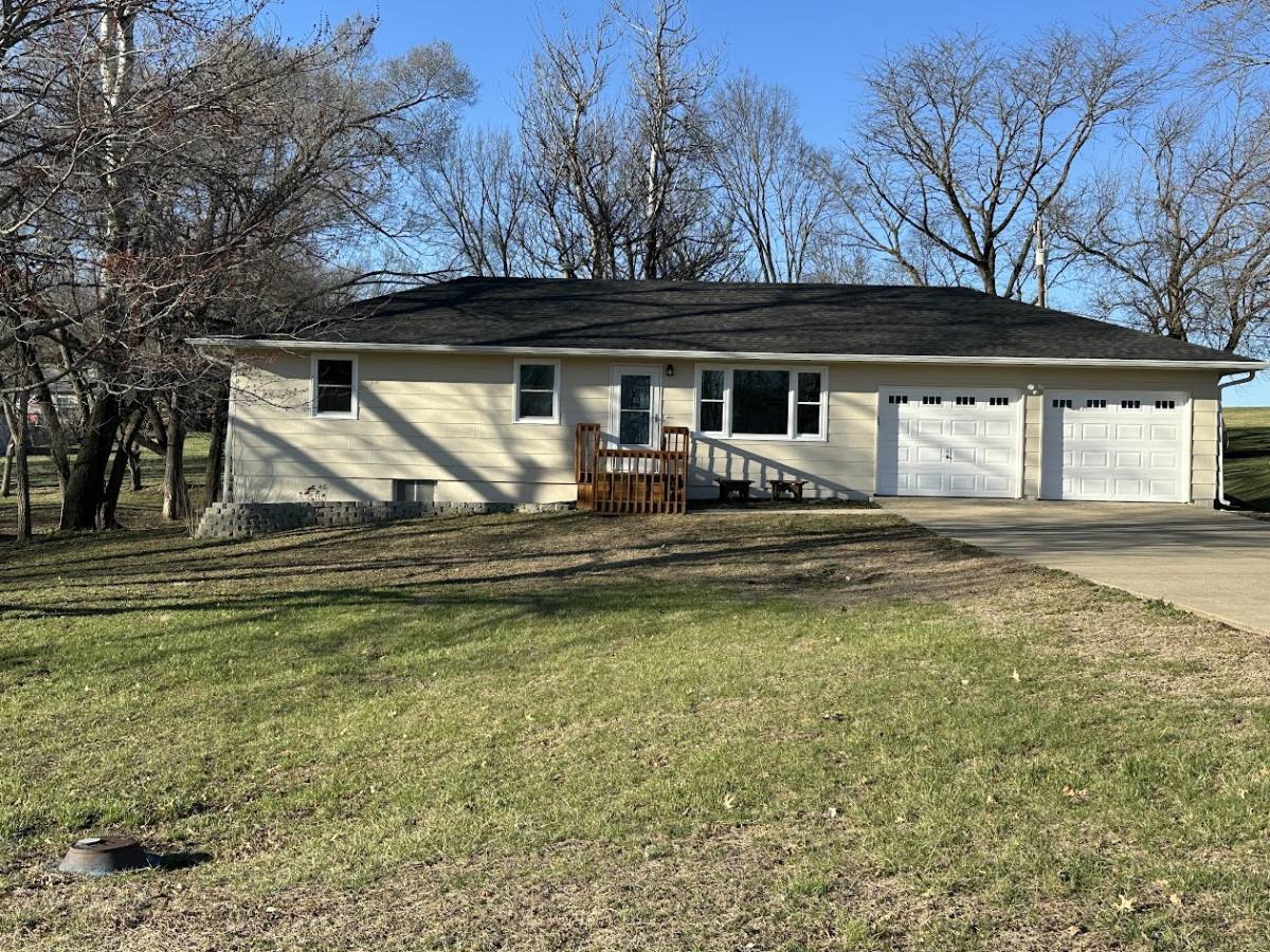 House for rent at 103 Spring, Pleasant Hill, MO 64080