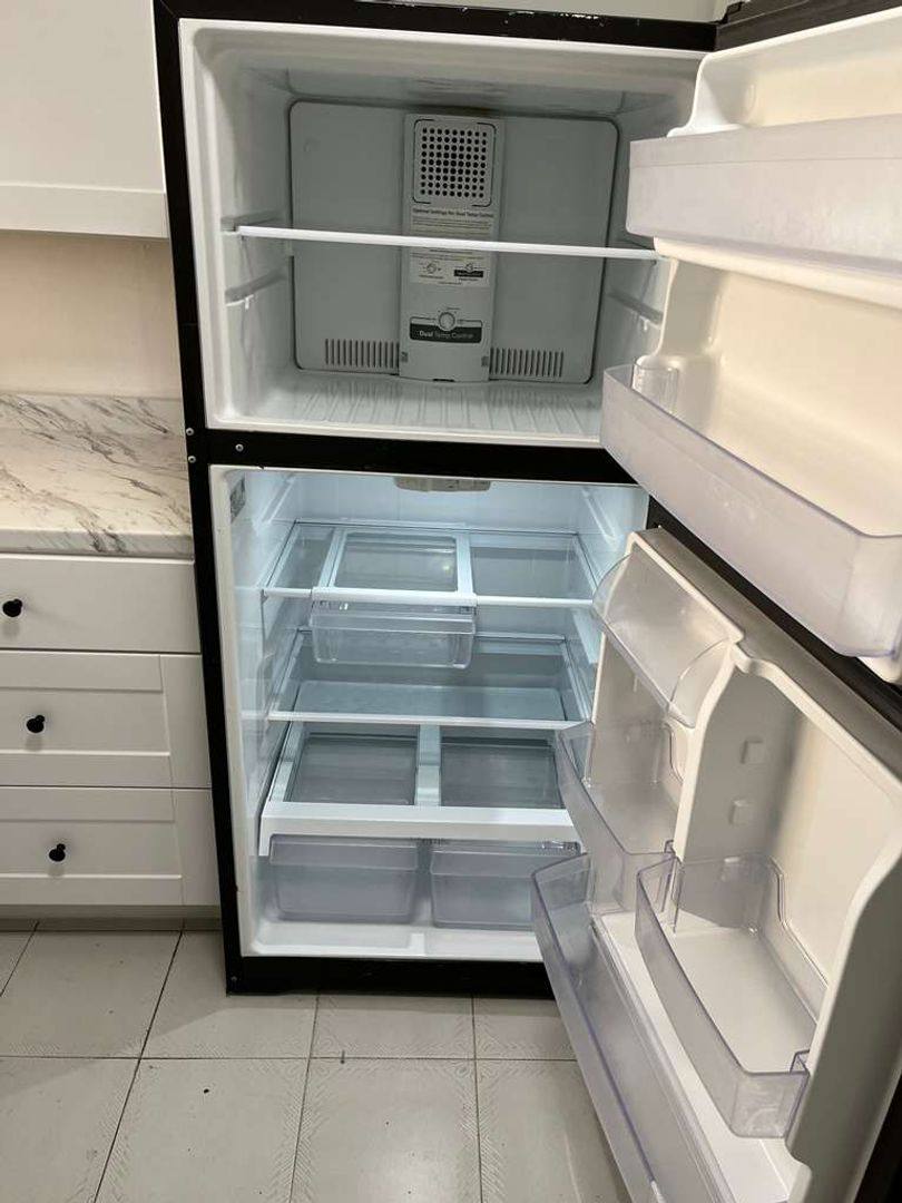 Apartment for rent at 979 NW 4th St, Miami, FL 33128