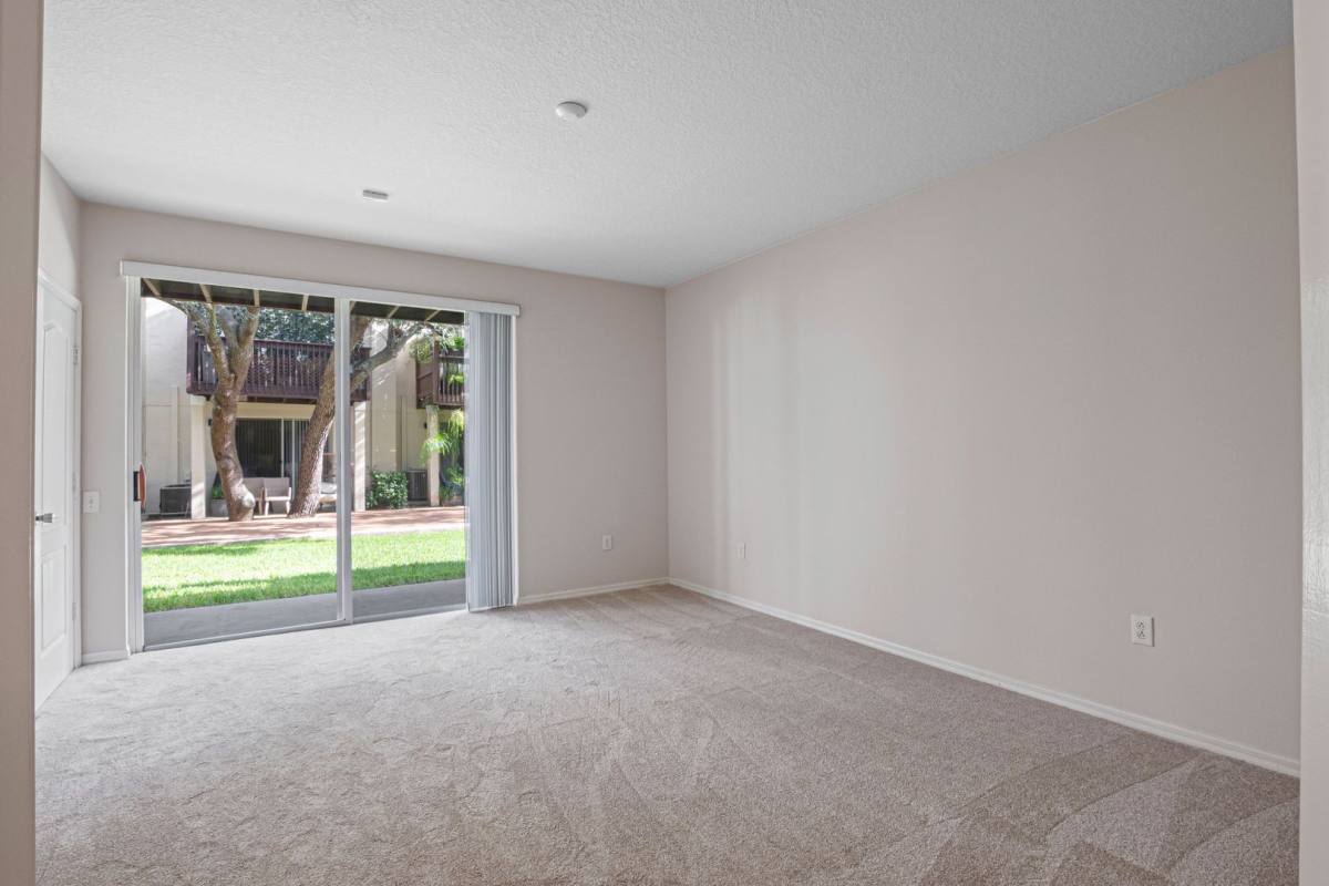 Townhouse for rent at 3168 Bayshore Oaks Dr, Tampa, FL 33611