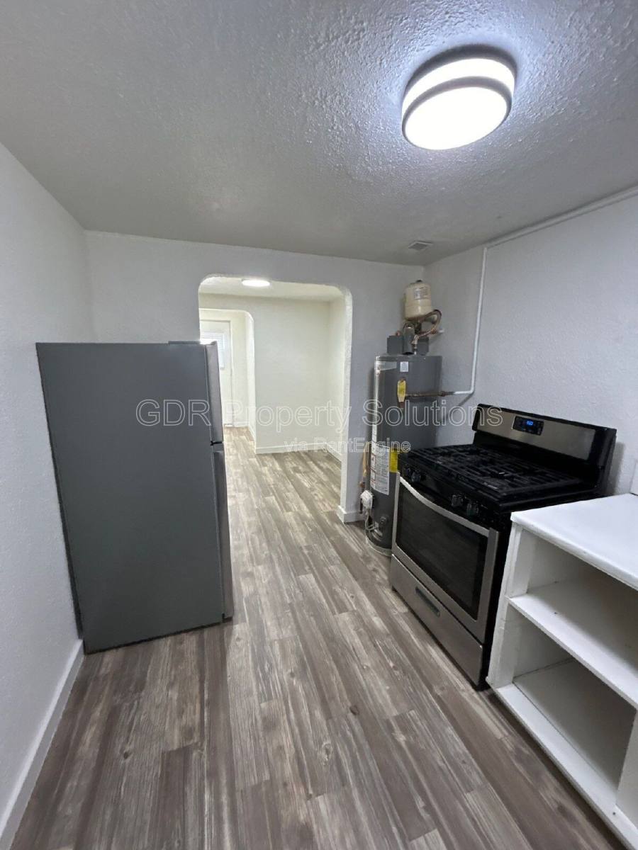 Apartment for rent at 3209 Burton Ave SE #3219 1 2, Albuquerque, NM 87106