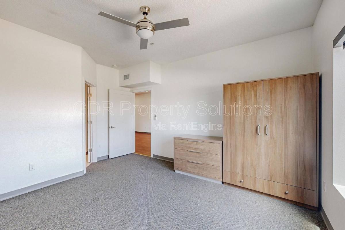 Apartment for rent at 950 4th St NW #310, Albuquerque, NM 87102