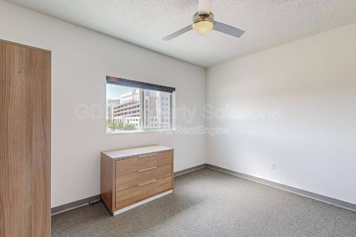 Apartment for rent at 950 4th St NW #310, Albuquerque, NM 87102