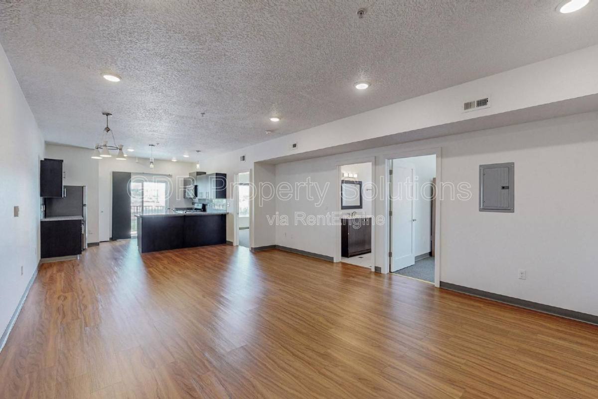 Apartment for rent at 950 4th St NW #310, Albuquerque, NM 87102
