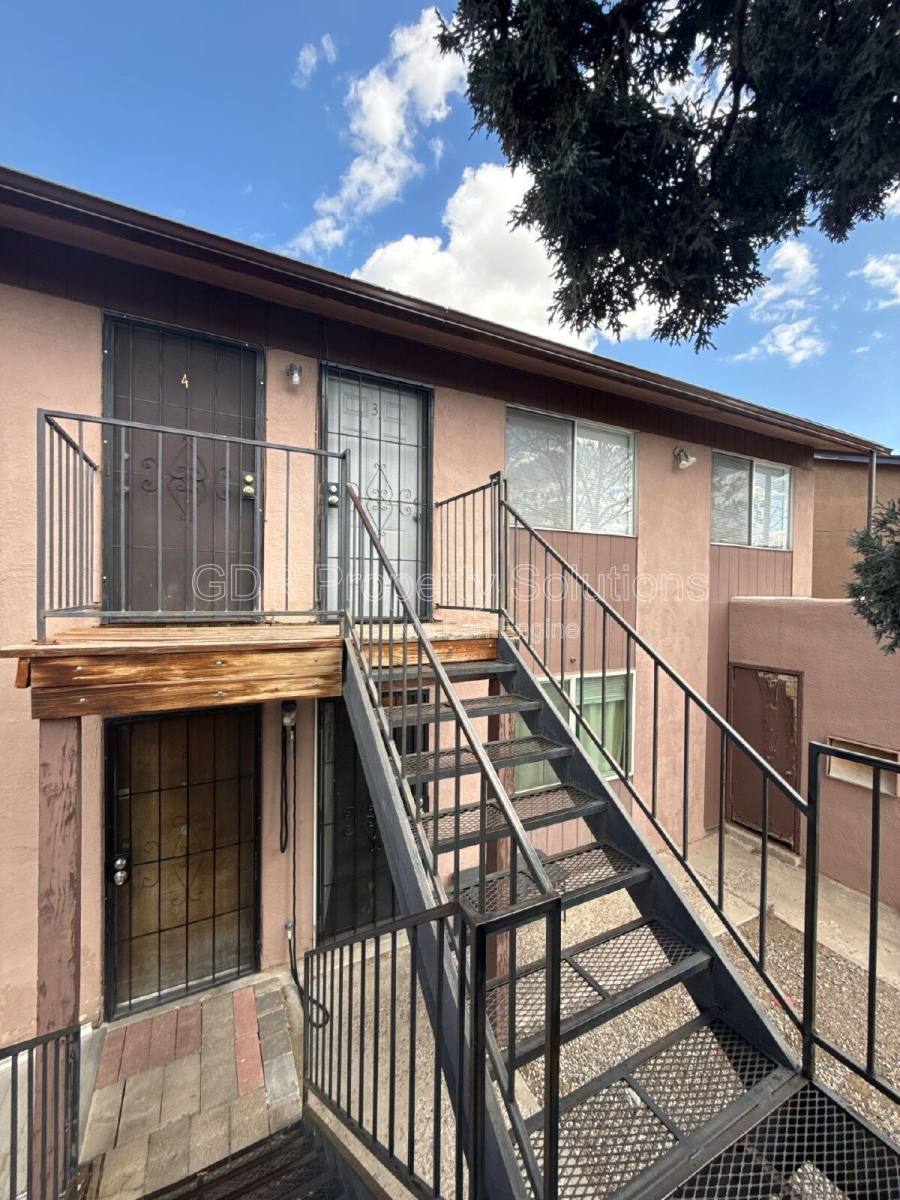 Apartment for rent at 128 General Arnold St NE #3, Albuquerque, NM 87123