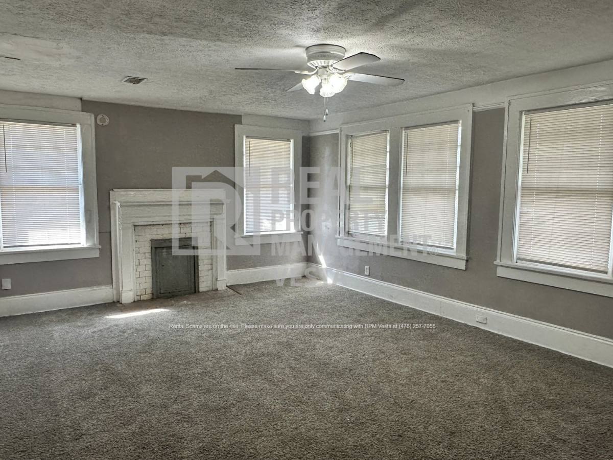 Apartment for rent at 2697 Napier Ave, Macon, GA 31204