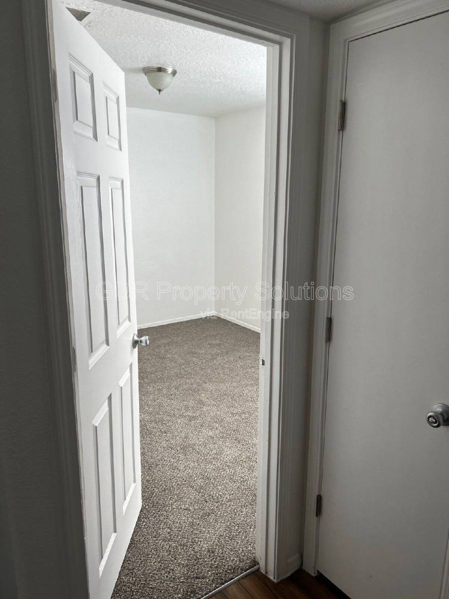Apartment for rent at 1116 Coal Ave SW #12, Albuquerque, NM 87102