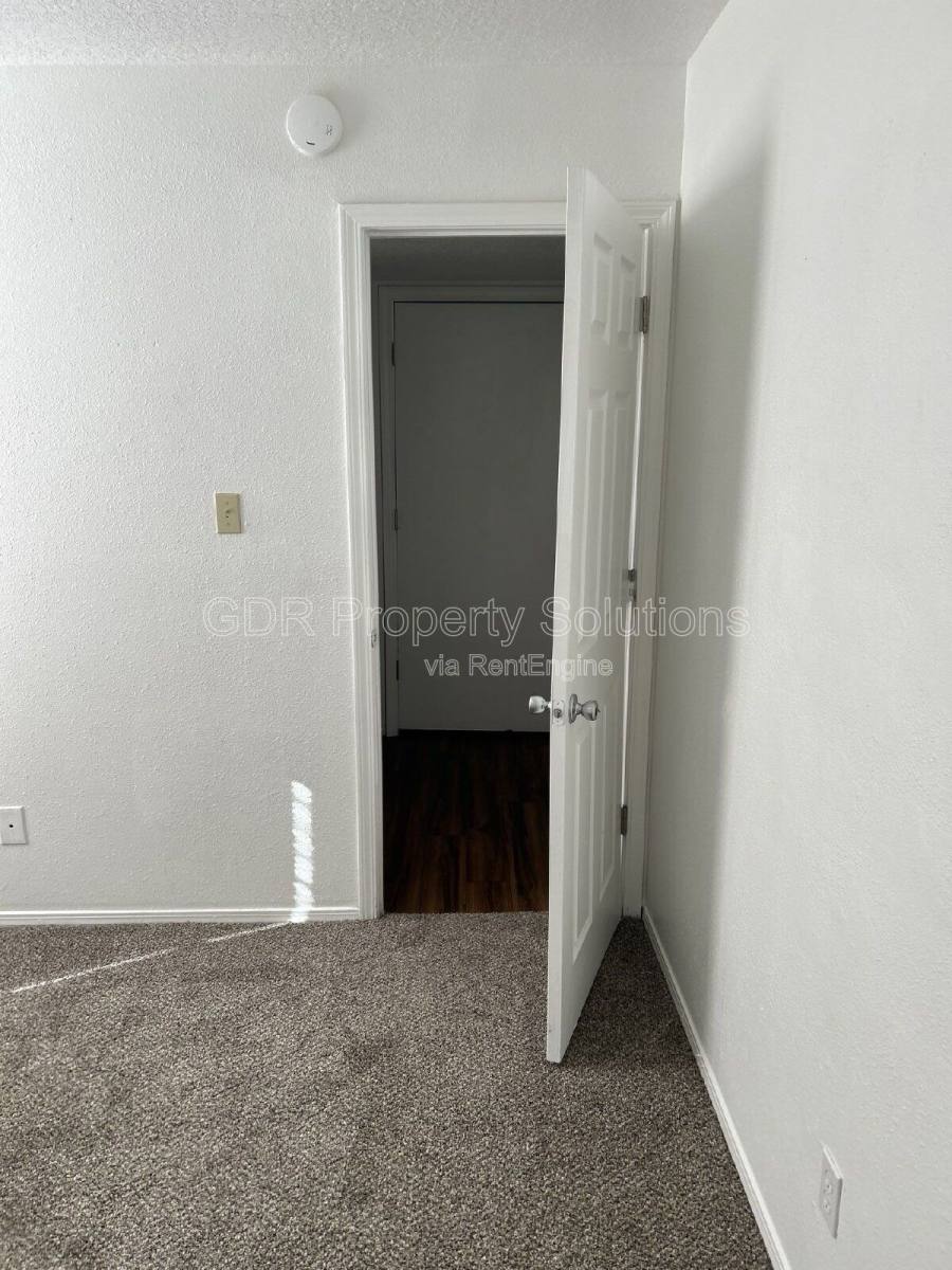 Apartment for rent at 1116 Coal Ave SW #12, Albuquerque, NM 87102
