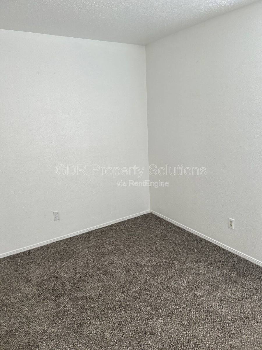 Apartment for rent at 1116 Coal Ave SW #12, Albuquerque, NM 87102