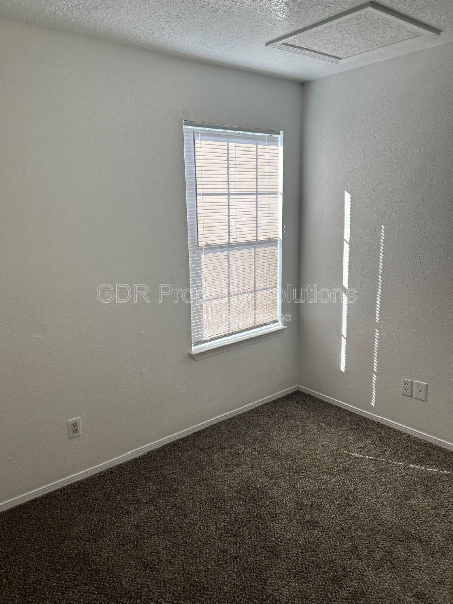 Apartment for rent at 1116 Coal Ave SW #12, Albuquerque, NM 87102