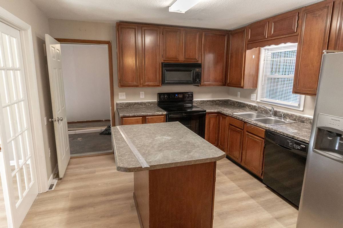 House for rent at 3006 Lynnwood Dr, Columbia, MO 65203