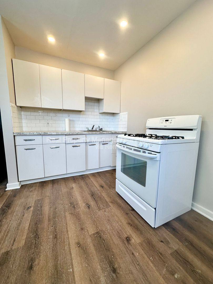House for rent at 126 Earl St, Pittsburgh, PA 15204