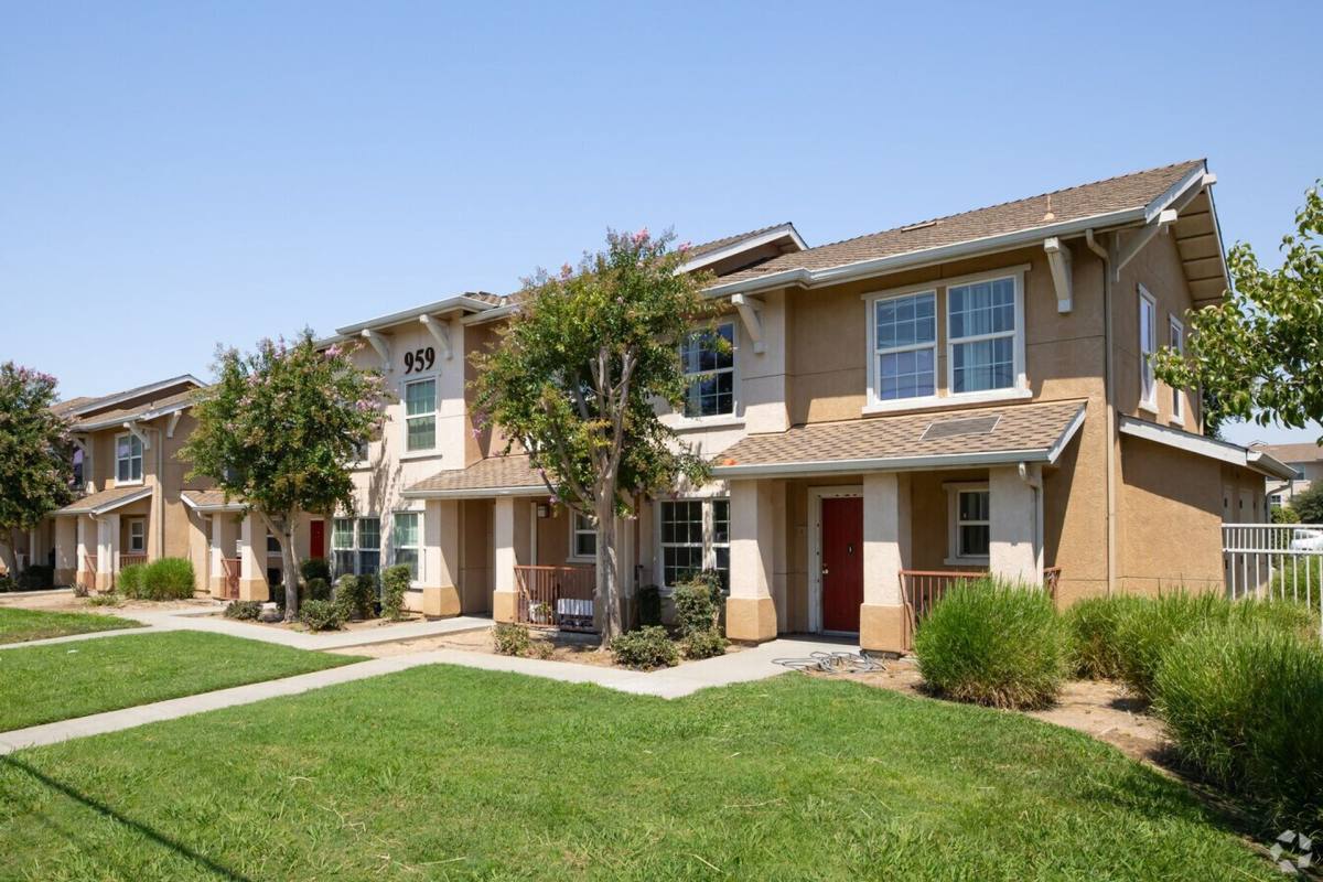 Apartment for rent at 999 N Ave, Sacramento, CA 95838