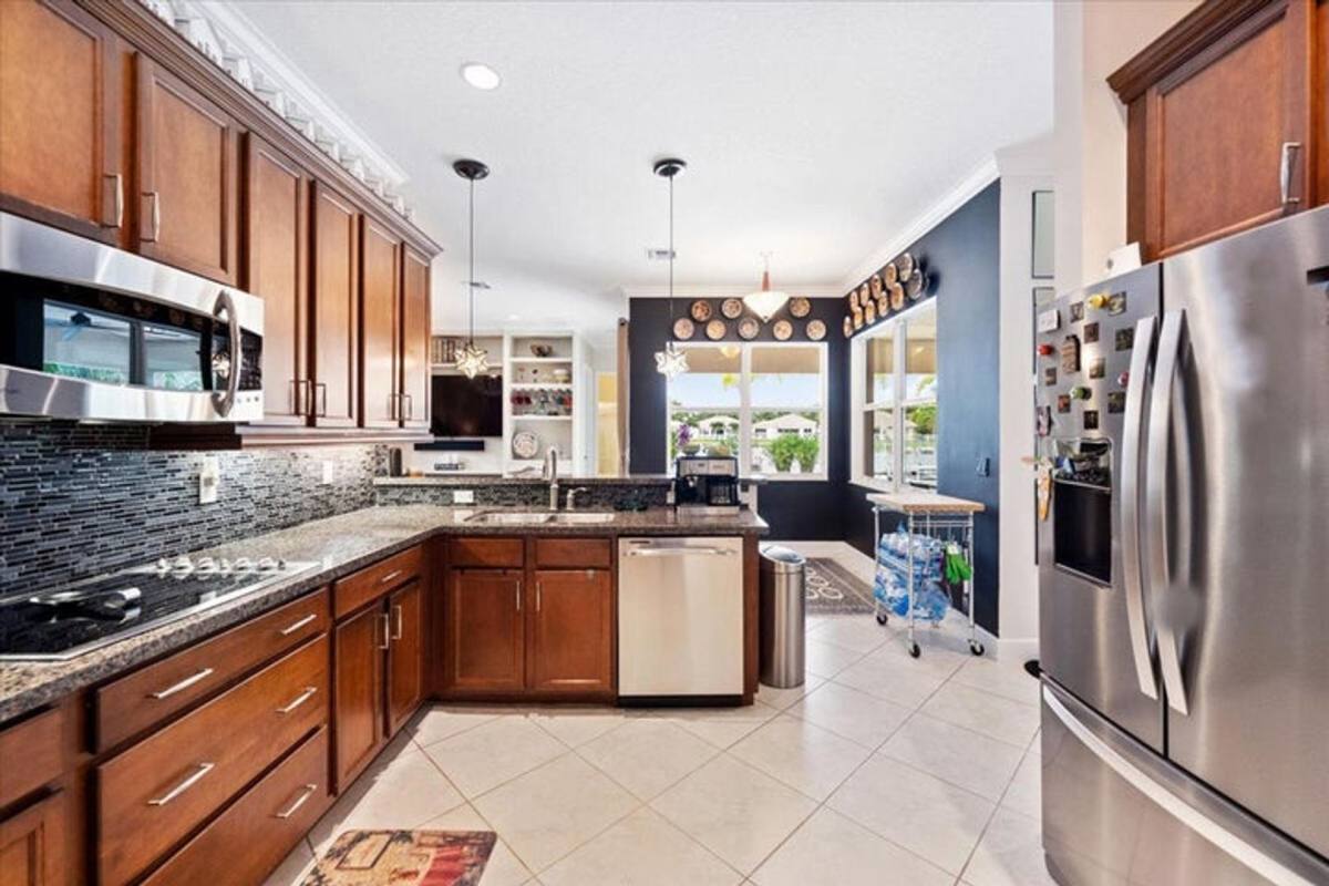 House for rent at 8152 Butler Greenwood Dr, West Palm Beach, FL 33411