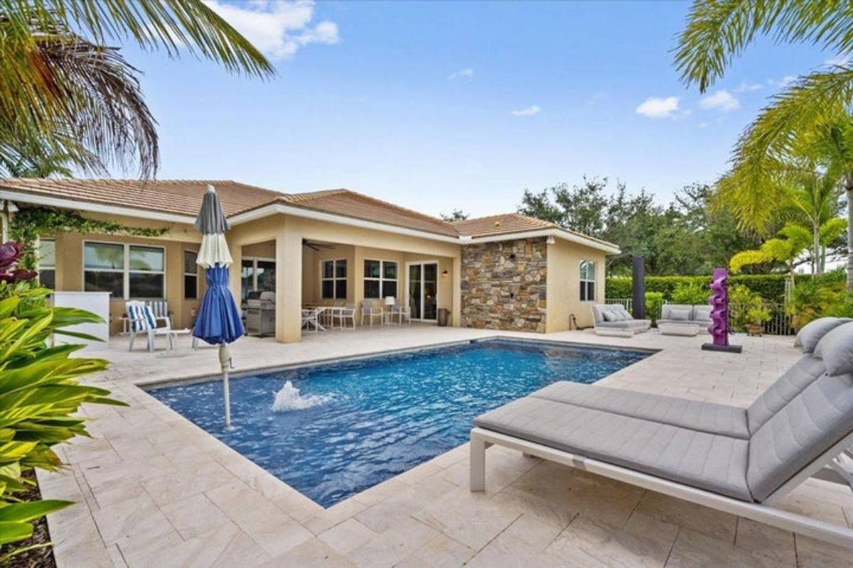 House for rent at 8152 Butler Greenwood Dr, West Palm Beach, FL 33411