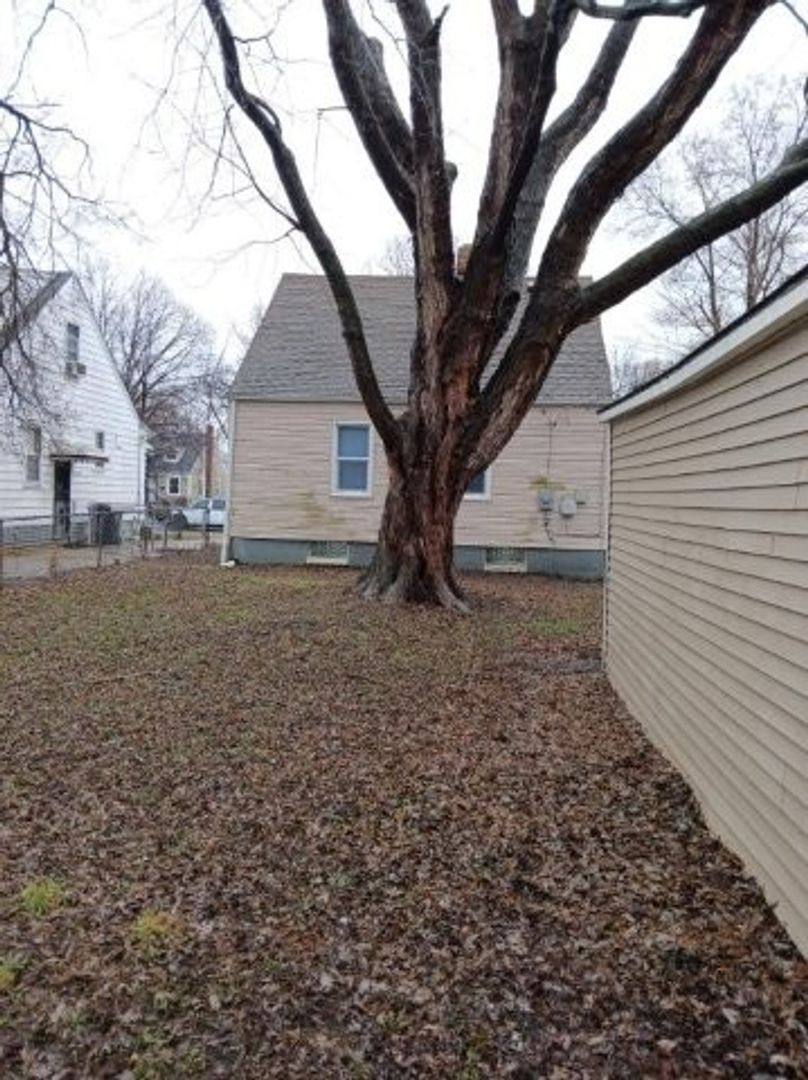 House for rent at 12075 Rossiter - Jkamm, Detroit, MI 48224