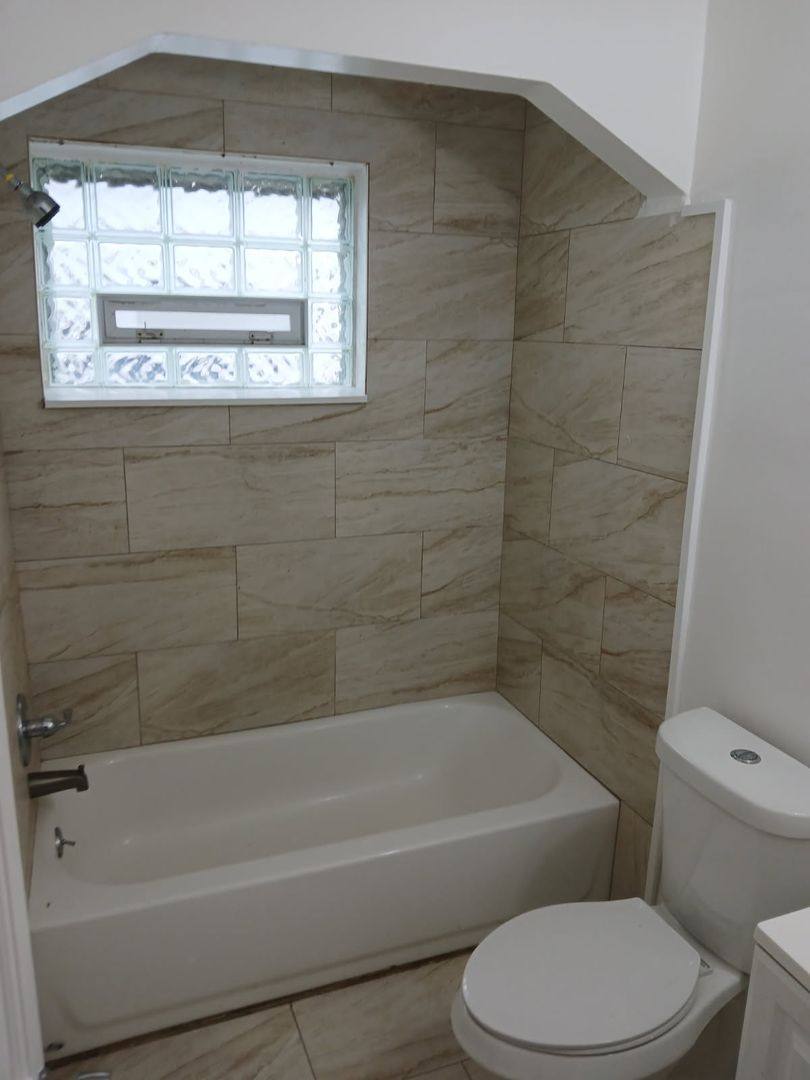 House for rent at 12075 Rossiter - Jkamm, Detroit, MI 48224