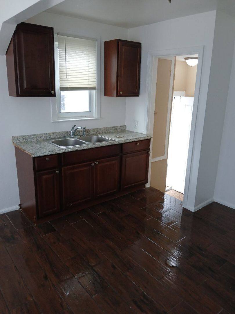 House for rent at 12075 Rossiter - Jkamm, Detroit, MI 48224