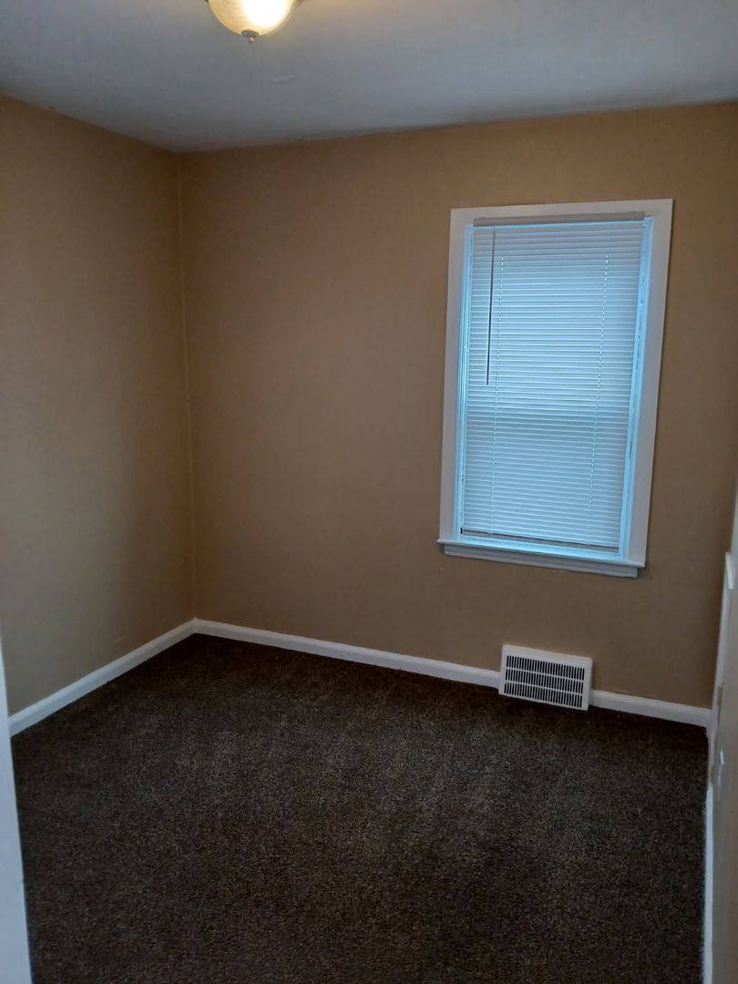 House for rent at 12075 Rossiter - Jkamm, Detroit, MI 48224