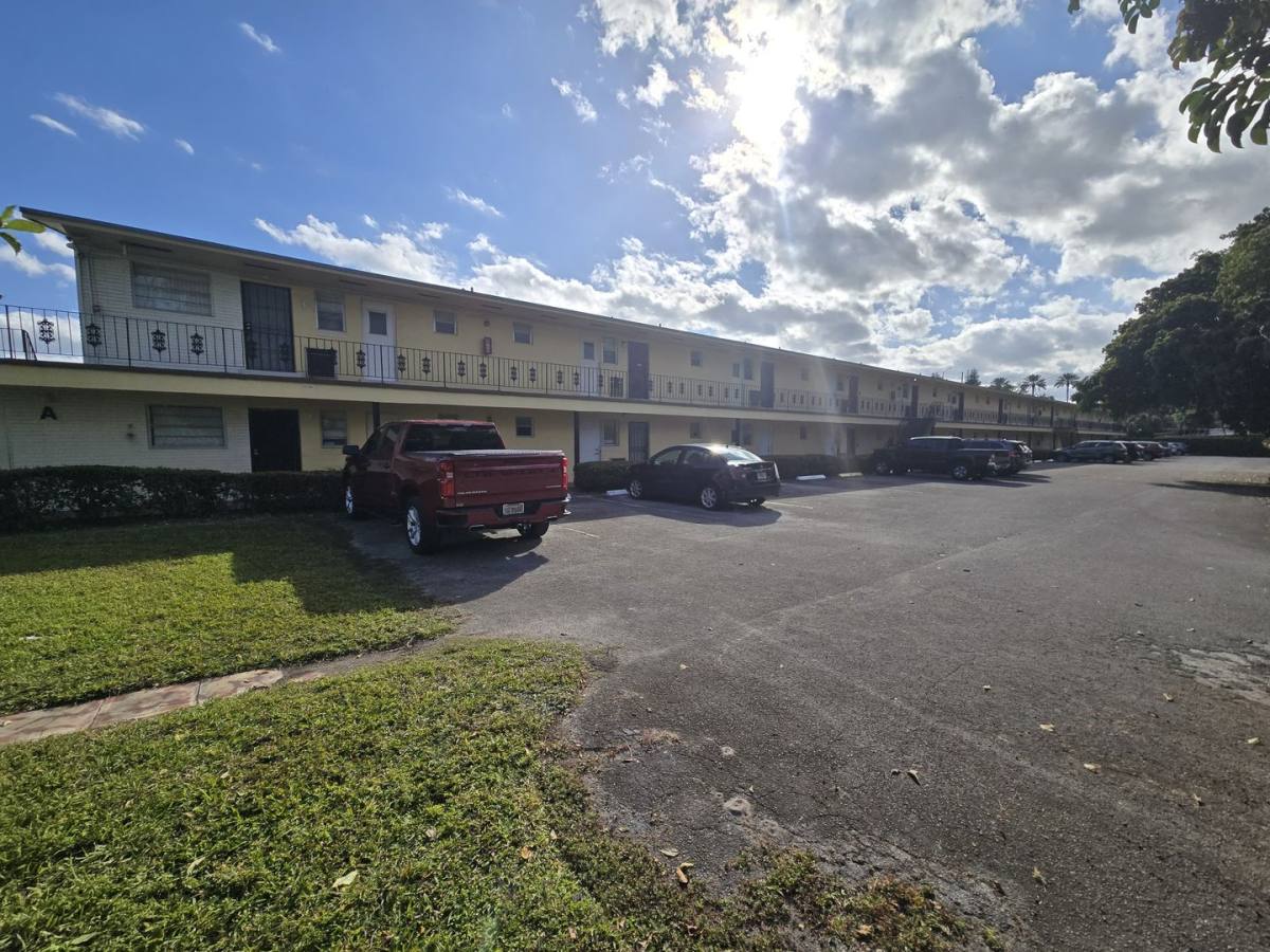Condo for rent at 2800 NE 203rd St, Miami, FL 33180
