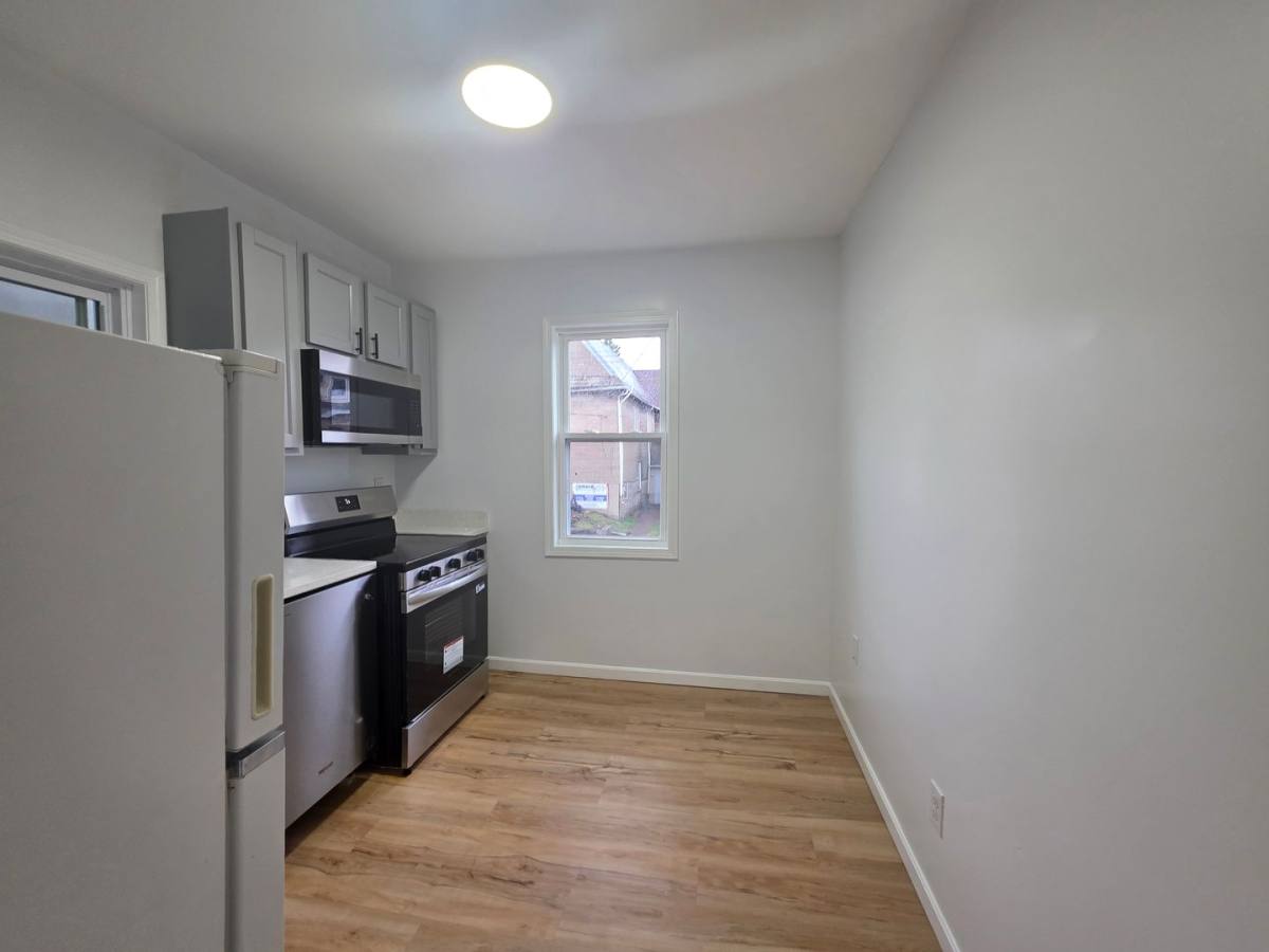 Apartment for rent at 131 Bausman, Pittsburgh, PA 15210