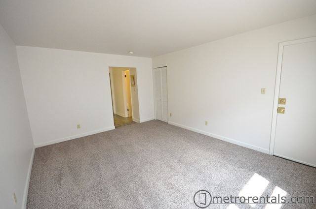 Apartment for rent at 1000 & 1002 Bryden Rd, Columbus, OH 43205